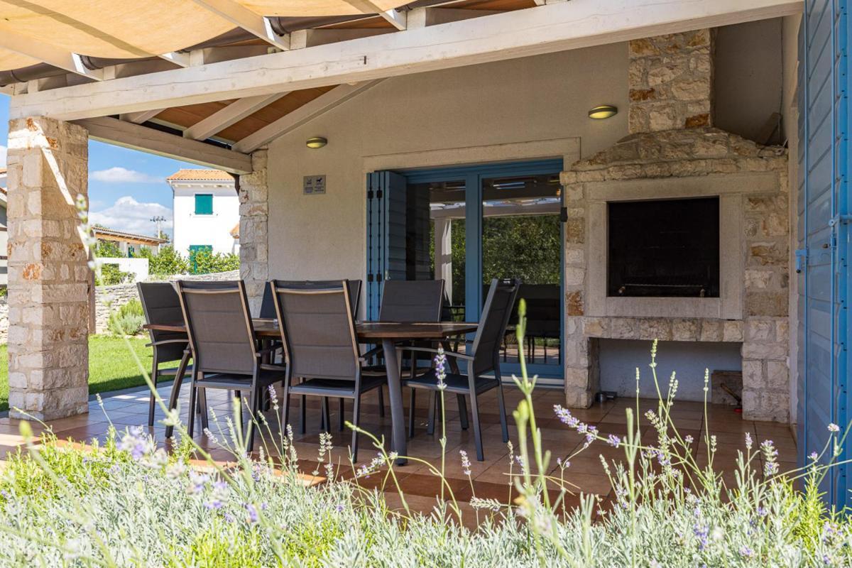 Villas Adagio Rojnići Extérieur photo