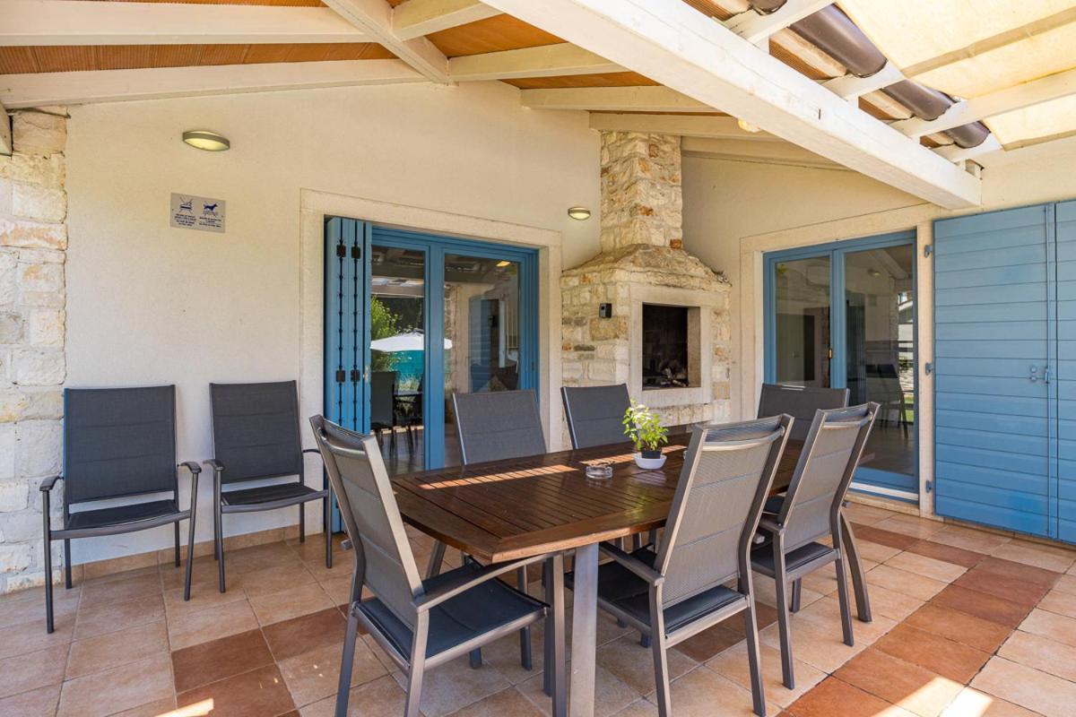 Villas Adagio Rojnići Extérieur photo
